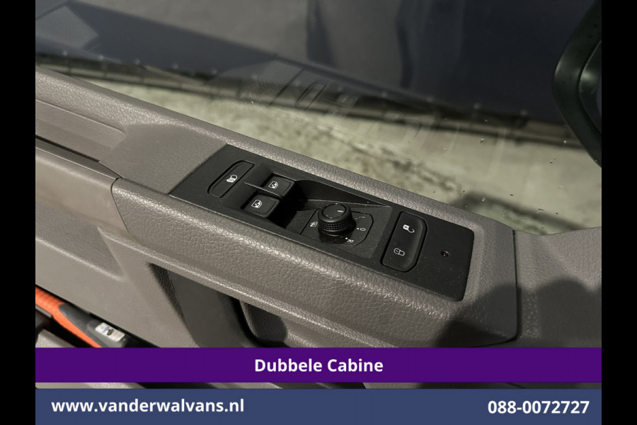 Volkswagen Transporter 2.0 TDI L2H1 Dubbele Cabine Euro6 Airco | 5-Zits | Navigatie | 2200kg Trekhaak | Apple Carplay Android Auto, Cruisecontrol, Parkeersensoren