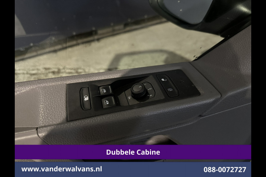 Volkswagen Transporter 2.0 TDI L2H1 Dubbele Cabine Euro6 Airco | 5-Zits | Navigatie | Trekhaak | Apple Carplay Android Auto, Cruisecontrol, Parkeersensoren