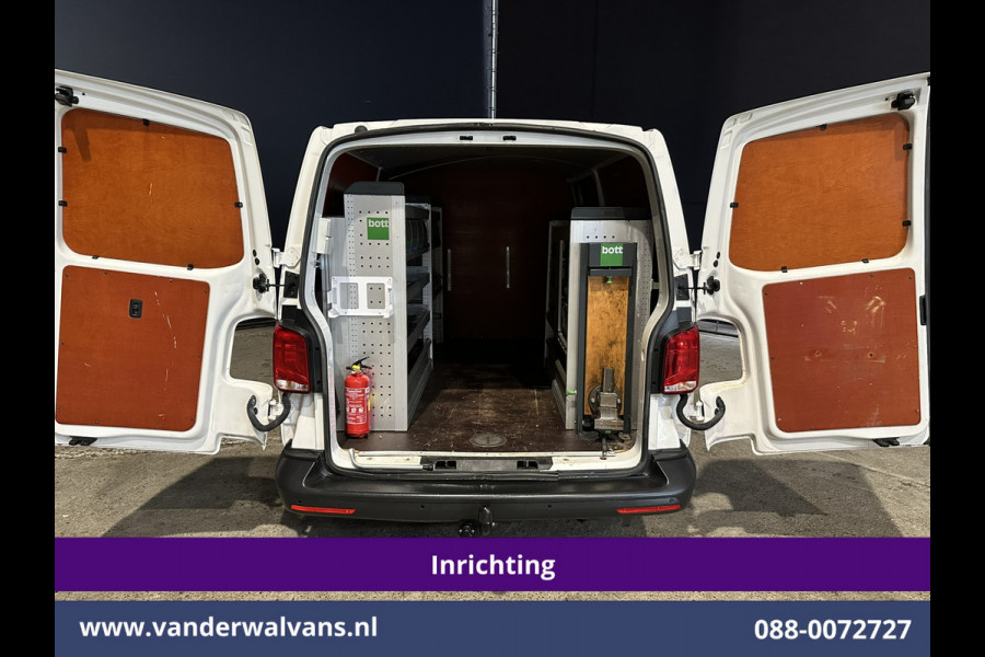 Volkswagen Transporter 2.0 TDI 150pk L2H1 Inrichting Euro6 Airco | Camera | Apple Carplay | Android Auto | 2500kg Trekhaak, Cruisecontrol, Parkeersensoren