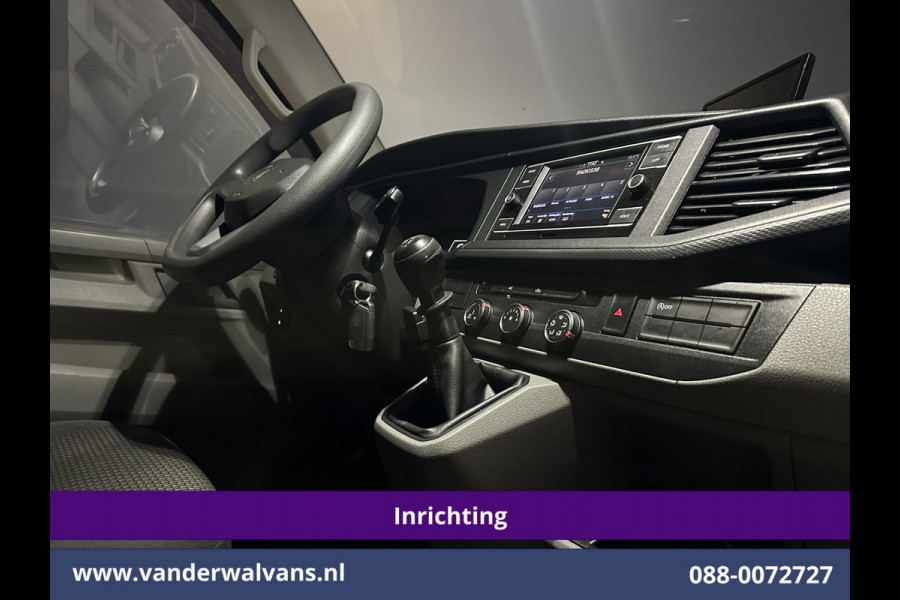 Volkswagen Transporter 2.0 TDI 150pk L2H1 Inrichting Euro6 Airco | Camera | Apple Carplay | Android Auto | 2500kg Trekhaak, Cruisecontrol, Parkeersensoren