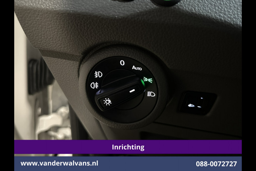 Volkswagen Transporter 2.0 TDI 150pk L2H1 Inrichting Euro6 Airco | Camera | Apple Carplay | Android Auto | 2500kg Trekhaak, Cruisecontrol, Parkeersensoren