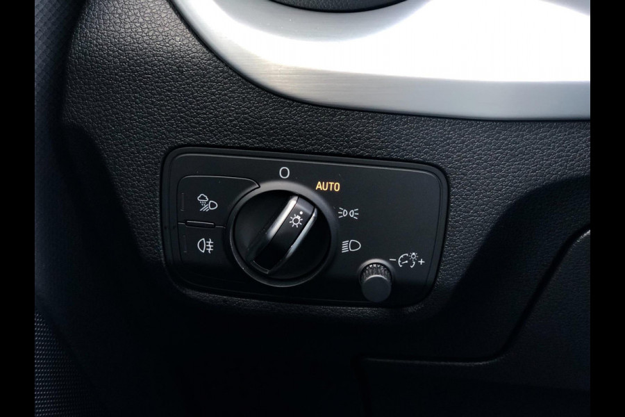 Audi Q2 35 TFSI S Edition | S-Line | Virt. Cockp., Navi, Camera, Carplay/Android, Cruise, Climate, Afn. Trekh. | Dealeronderhouden