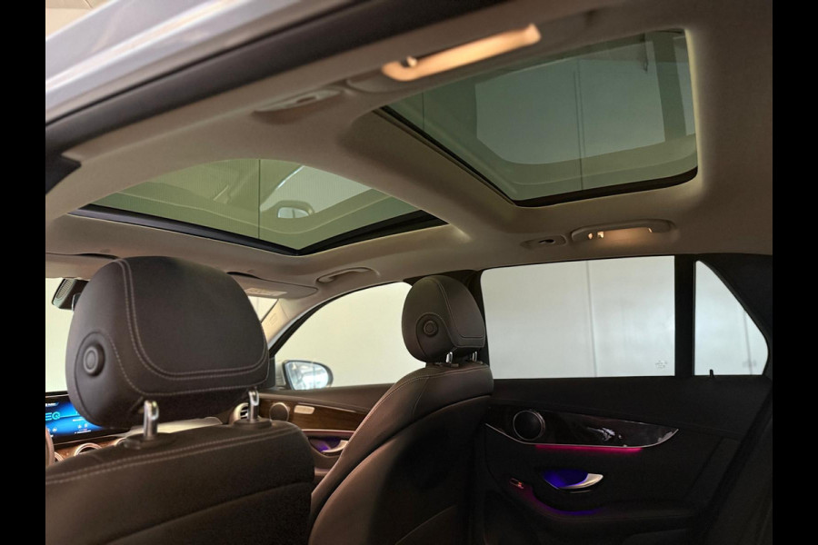 Mercedes-Benz GLC 300e 4 Matic Luxury-PANORAMA-360 CAMERA-TREKHAAK-DODEHOEK-COMPLEET