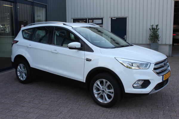 Ford Kuga 1.5 EcoBoost Titanium|Prijs rijklaar incl. 12 mnd garantie| Trekhaak Navi PDC Stoel en stuurverwarming Carplay