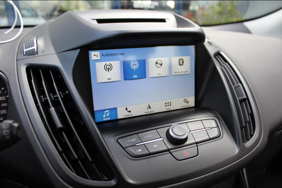 Ford Kuga 1.5 EcoBoost Titanium|Prijs rijklaar incl. 12 mnd garantie| Trekhaak Navi PDC Stoel en stuurverwarming Carplay