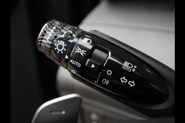Hyundai Tucson 1.6 T-GDI PHEV Comfort 4WD Climate control Adaptieve cruise control Parkeersensoren achter Achteruitrij camera Navigatie LED Apple Carplay/ Android Auto