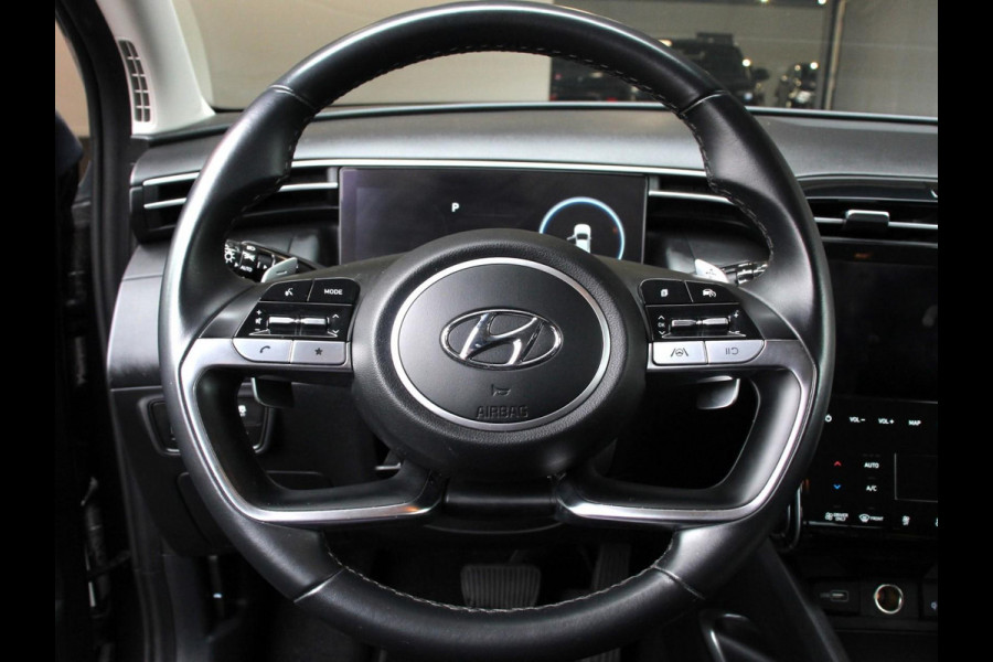 Hyundai Tucson 1.6 T-GDI PHEV Comfort 4WD Climate control Adaptieve cruise control Parkeersensoren achter Achteruitrij camera Navigatie LED Apple Carplay/ Android Auto