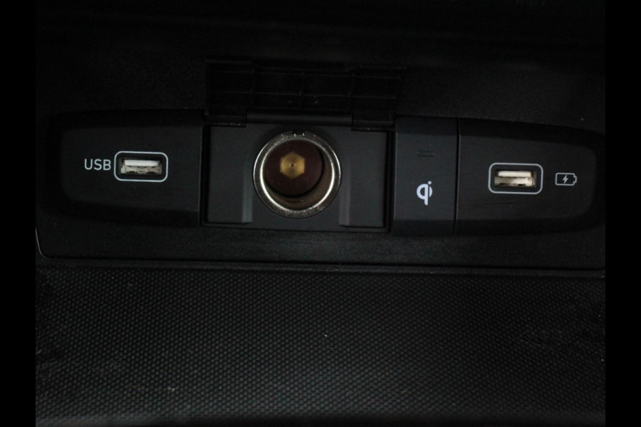 Hyundai Tucson 1.6 T-GDI PHEV Comfort 4WD Climate control Adaptieve cruise control Parkeersensoren achter Achteruitrij camera Navigatie LED Apple Carplay/ Android Auto