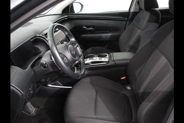 Hyundai Tucson 1.6 T-GDI PHEV Comfort 4WD Climate control Adaptieve cruise control Parkeersensoren achter Achteruitrij camera Navigatie LED Apple Carplay/ Android Auto