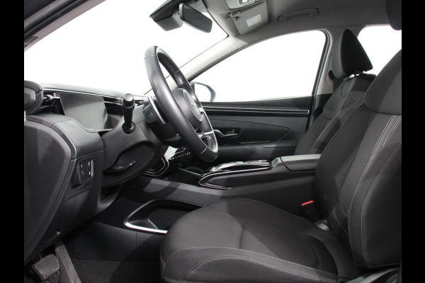 Hyundai Tucson 1.6 T-GDI PHEV Comfort 4WD Climate control Adaptieve cruise control Parkeersensoren achter Achteruitrij camera Navigatie LED Apple Carplay/ Android Auto