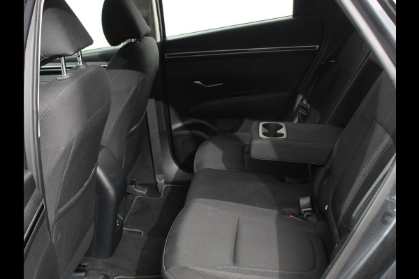 Hyundai Tucson 1.6 T-GDI PHEV Comfort 4WD Climate control Adaptieve cruise control Parkeersensoren achter Achteruitrij camera Navigatie LED Apple Carplay/ Android Auto