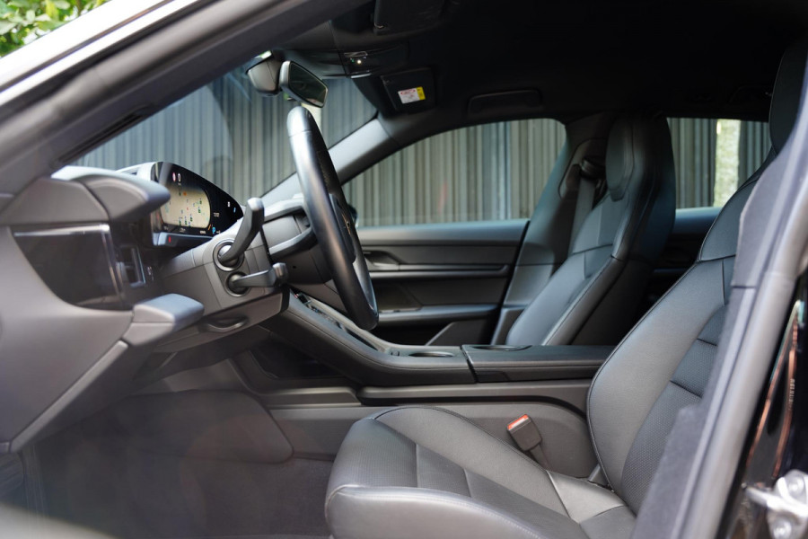 Porsche Taycan Cross Turismo 4 93 kWh GERESERVEERD