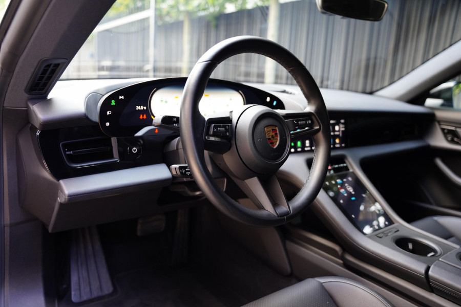 Porsche Taycan Cross Turismo 4 93 kWh GERESERVEERD