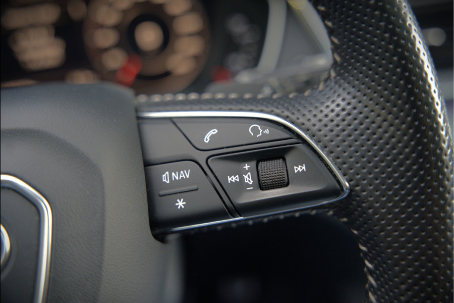 Audi Q5 2.0 TFSI quattro Launch Edition | Bang & Olufsen | Panoramadak | Stoelverwarming | Luchtvering | RS Stoelen | Adaptive Cruise Control | B&O | Elektrische Stoelen | Camera | Dodehoekdetectie | Keyless