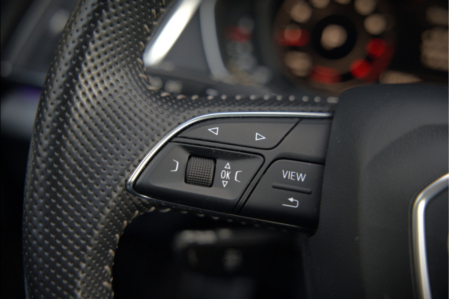 Audi Q5 2.0 TFSI quattro Launch Edition | Bang & Olufsen | Panoramadak | Stoelverwarming | Luchtvering | RS Stoelen | Adaptive Cruise Control | B&O | Elektrische Stoelen | Camera | Dodehoekdetectie | Keyless
