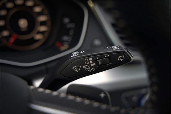 Audi Q5 2.0 TFSI quattro Launch Edition | Bang & Olufsen | Panoramadak | Stoelverwarming | Luchtvering | RS Stoelen | Adaptive Cruise Control | B&O | Elektrische Stoelen | Camera | Dodehoekdetectie | Keyless