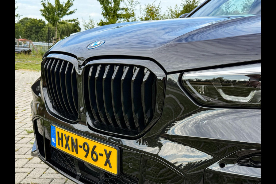 BMW X5 xDrive45e High Executive |M-Sport|Pano Sky Lounge|Soft Close|Luchtvering|Head-Up|Stoelverkoeling|Active Steering