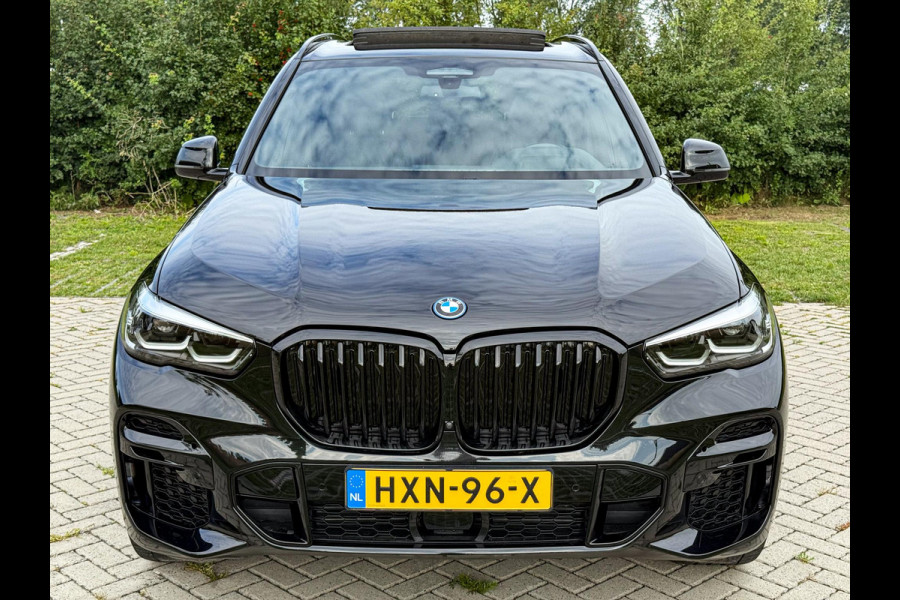 BMW X5 xDrive45e High Executive |M-Sport|Pano Sky Lounge|Soft Close|Luchtvering|Head-Up|Stoelverkoeling|Active Steering