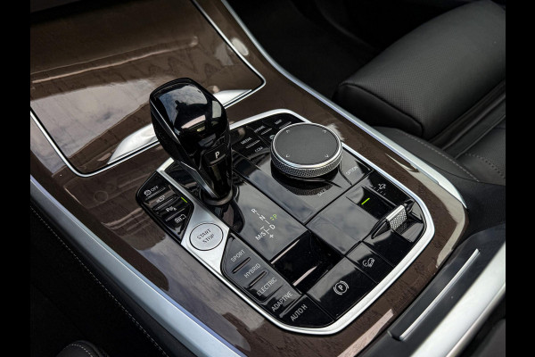 BMW X5 xDrive45e High Executive |M-Sport|Pano Sky Lounge|Soft Close|Luchtvering|Head-Up|Stoelverkoeling|Active Steering