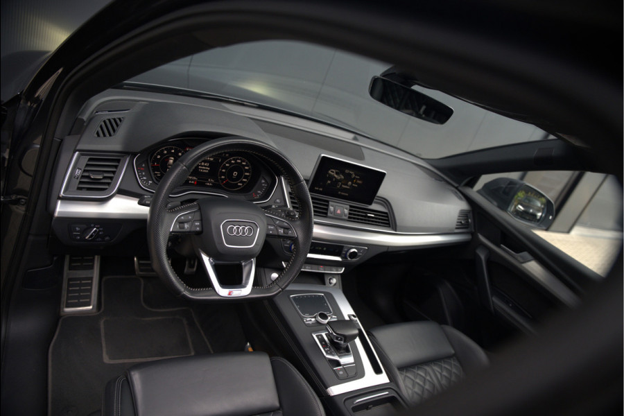 Audi Q5 2.0 TFSI quattro Launch Edition | Bang & Olufsen | Panoramadak | Stoelverwarming | Luchtvering | RS Stoelen | Adaptive Cruise Control | B&O | Elektrische Stoelen | Camera | Dodehoekdetectie | Keyless