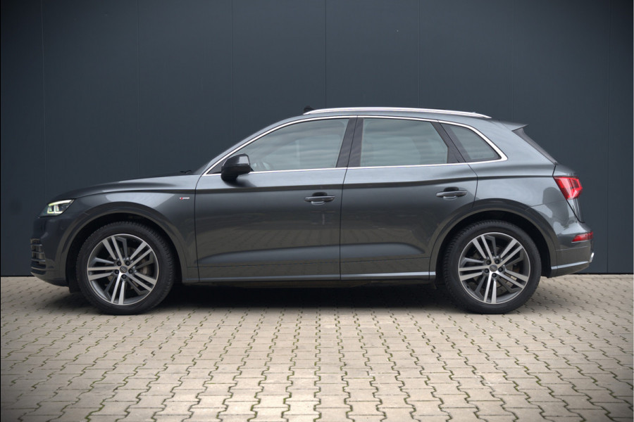 Audi Q5 2.0 TFSI quattro Launch Edition | Bang & Olufsen | Panoramadak | Stoelverwarming | Luchtvering | RS Stoelen | Adaptive Cruise Control | B&O | Elektrische Stoelen | Camera | Dodehoekdetectie | Keyless