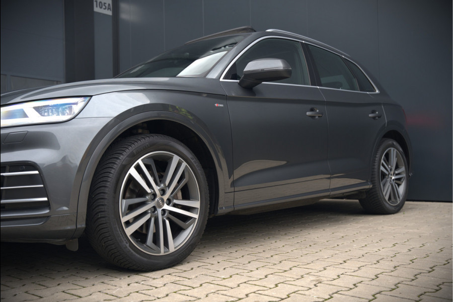 Audi Q5 2.0 TFSI quattro Launch Edition | Bang & Olufsen | Panoramadak | Stoelverwarming | Luchtvering | RS Stoelen | Adaptive Cruise Control | B&O | Elektrische Stoelen | Camera | Dodehoekdetectie | Keyless