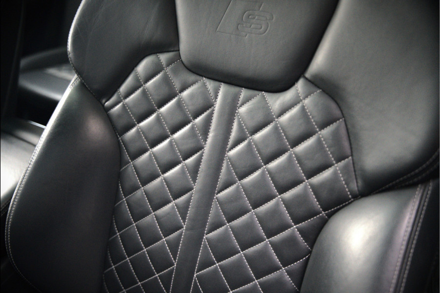 Audi Q5 2.0 TFSI quattro Launch Edition | Bang & Olufsen | Panoramadak | Stoelverwarming | Luchtvering | RS Stoelen | Adaptive Cruise Control | B&O | Elektrische Stoelen | Camera | Dodehoekdetectie | Keyless