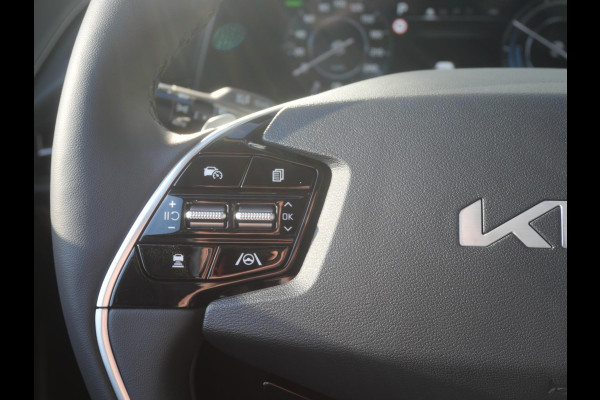 Kia Niro EV Light Advanced 64.8 kWh OP VOORRAAD | Carplay | Camera | Stoel-stuurverwarming |