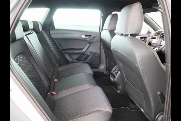 Seat Leon Sportstourer 1.0 TSI FR Business 110 pk | Verlengde garantie | Navigatie | Parkeersensoren achter | Autom. airco (3 zones) | LED koplampen |  Apple Carplay/Android Auto |