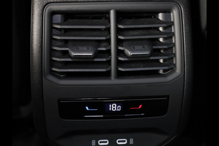 Seat Leon Sportstourer 1.0 TSI FR Business 110 pk | Verlengde garantie | Navigatie | Parkeersensoren achter | Autom. airco (3 zones) | LED koplampen |  Apple Carplay/Android Auto |