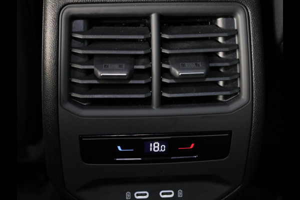 Seat Leon Sportstourer 1.0 TSI FR Business 110 pk | Verlengde garantie | Navigatie | Parkeersensoren achter | Autom. airco (3 zones) | LED koplampen |  Apple Carplay/Android Auto |