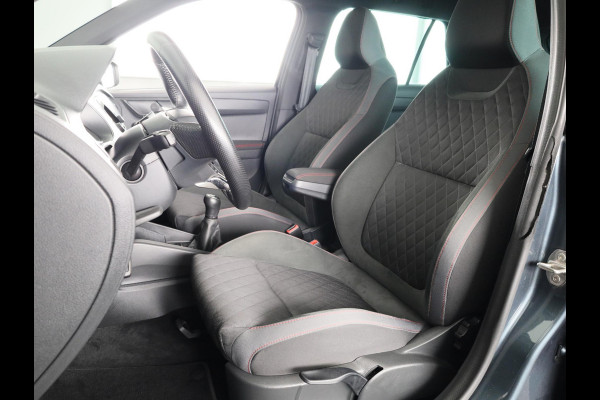 Škoda Fabia Combi 1.0 TSI Sport Business 95 pk | Navigatie via App | Parkeersensoren | Autom. airco | Stoelverwarming | Keyless | Apple Carplay/Android Auto |