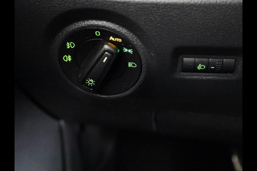 Škoda Fabia Combi 1.0 TSI Sport Business 95 pk | Navigatie via App | Parkeersensoren | Autom. airco | Stoelverwarming | Keyless | Apple Carplay/Android Auto |
