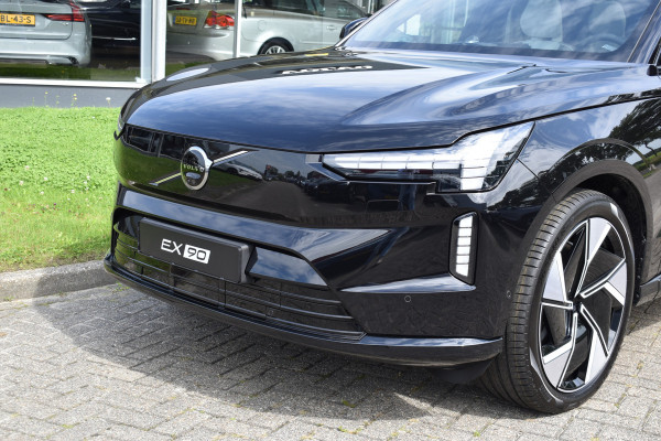 Volvo EX90 Twin Motor Performance Ultra Extra Getint Glas | B&W Audio | Luchtvering | 22 Inch LM | Climate Pack | Wool blend Uit Voorraad Leverbaar
