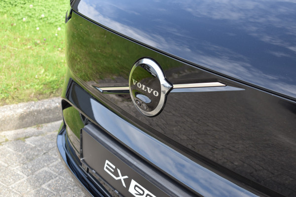 Volvo EX90 Twin Motor Performance Ultra Extra Getint Glas | B&W Audio | Luchtvering | 22 Inch LM | Climate Pack | Wool blend Uit Voorraad Leverbaar