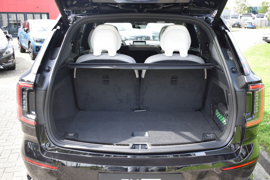 Volvo EX90 Twin Motor Performance Ultra Extra Getint Glas | B&W Audio | Luchtvering | 22 Inch LM | Climate Pack | Wool blend Uit Voorraad Leverbaar