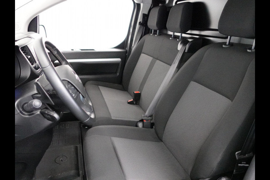 Opel Vivaro 2.0 BlueHDi 145PK L3 Automaat Airco Navigatie Cruise Control Trekhaak