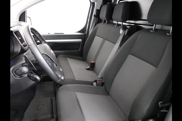 Opel Vivaro 2.0 BlueHDi 145PK L3 Automaat Airco Navigatie Cruise Control Trekhaak