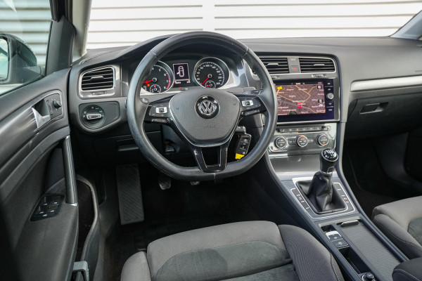 Volkswagen Golf 1.0 TSI Comfortline Business Adapt. Cruise Clima Navi PDC Stoelverw.