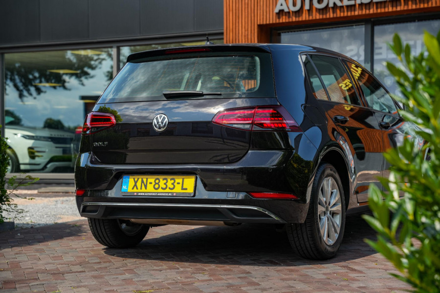 Volkswagen Golf 1.0 TSI Comfortline Business Adapt. Cruise Clima Navi PDC Stoelverw.