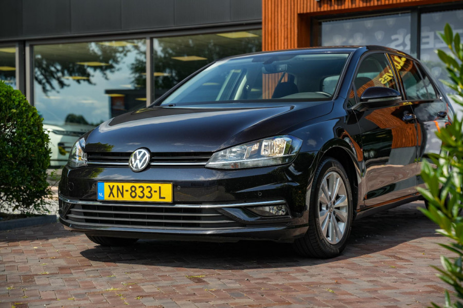 Volkswagen Golf 1.0 TSI Comfortline Business Adapt. Cruise Clima Navi PDC Stoelverw.