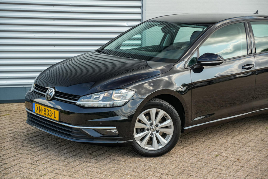 Volkswagen Golf 1.0 TSI Comfortline Business Adapt. Cruise Clima Navi PDC Stoelverw.