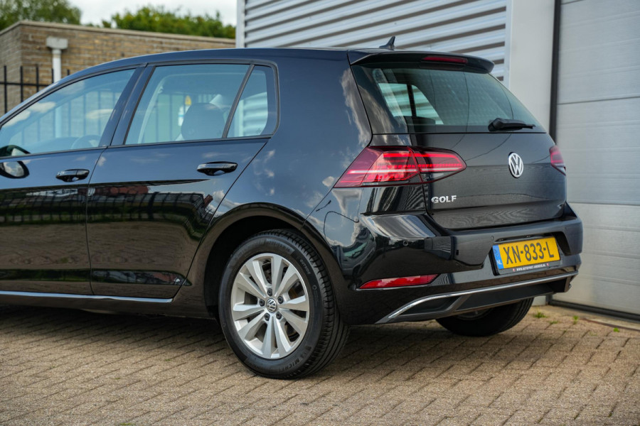 Volkswagen Golf 1.0 TSI Comfortline Business Adapt. Cruise Clima Navi PDC Stoelverw.