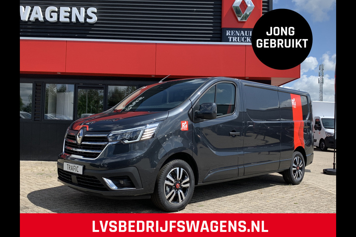 Renault Trafic Exclusive T30 2.0 dCi 150 PK L2H1 Demo Korting, 17inch velgen, Compleet laadruimte betimmering, Trekhaak, Apple Carplay