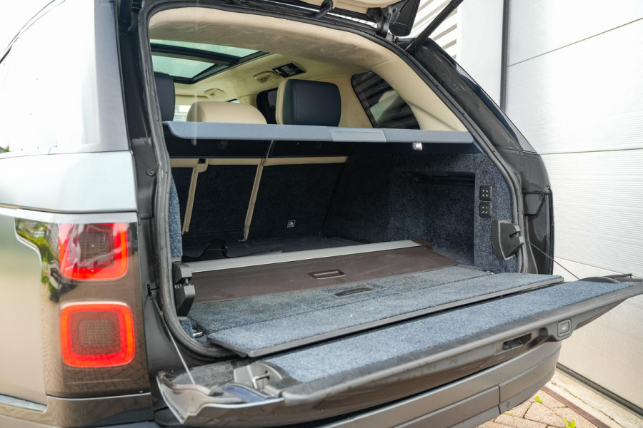 Land Rover Range Rover 3.0 TDV6 Autobiography Panoramadak Adapt. Cruise HeadUp Luchtvering Meridian Keyless 22''LM