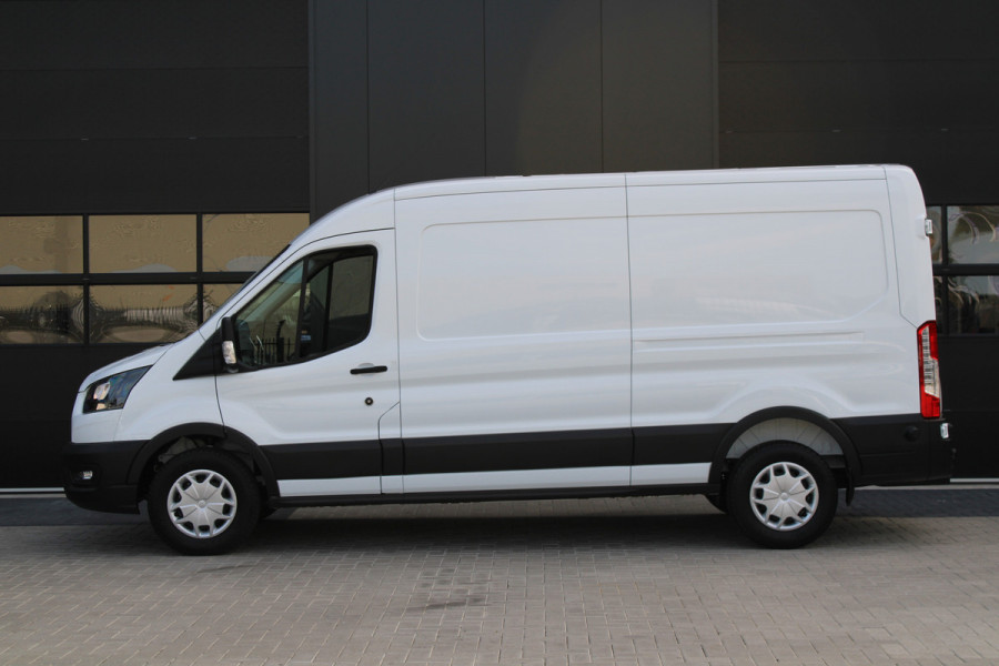 Ford Transit 350 2.0 TDCI L3H2 Trend MHEV 170pk Trend - Navigatie - Blind Spot - Adaptive cruise - Camera - 270gr deuren - Trekhaak - Rijklaa