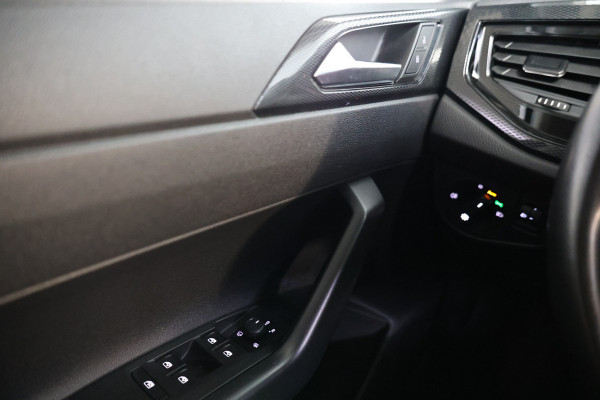 Volkswagen Polo 1.0 TSI DSG Highline CARPLAY DAB LED STOELVW KEYLS '23