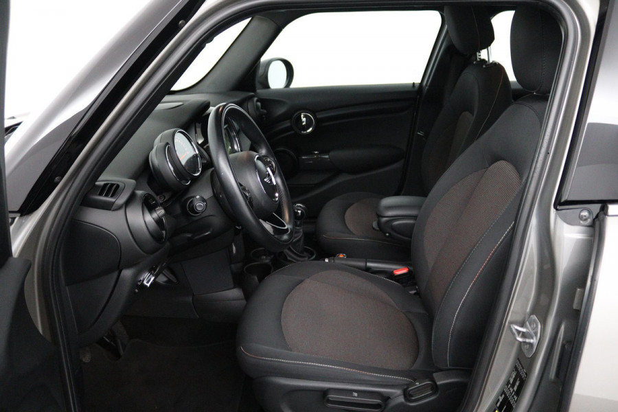 MINI Mini 1.2 One Salt Business (NAVIGATIE, PARKEERSENSOREN, STUURBEDIENING, CRUISE, 5-DEURS)