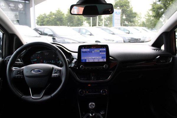 Ford Fiesta 1.0 EcoBoost Titanium 100pk | Navigatie | Camera | Cruise Control | Climate Control | PDC V+A | Automatisch inparkeren