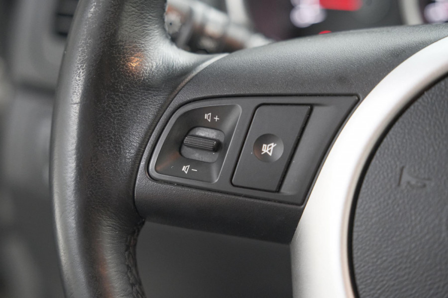 Kia Venga 1.6 CVVT Summer Edition | Trekhaak | Camera | Navigatie